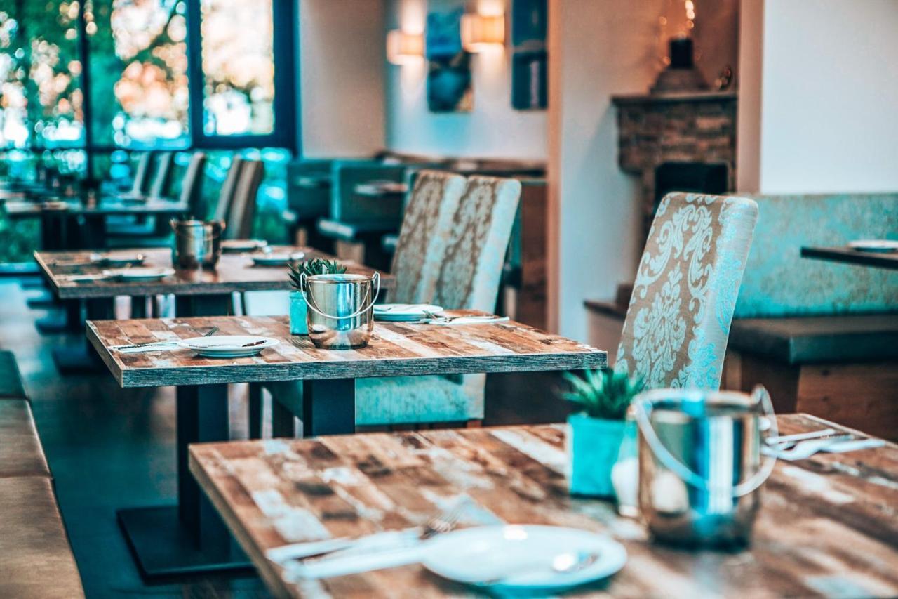קארלספלד Hotel Schwertfirm מראה חיצוני תמונה