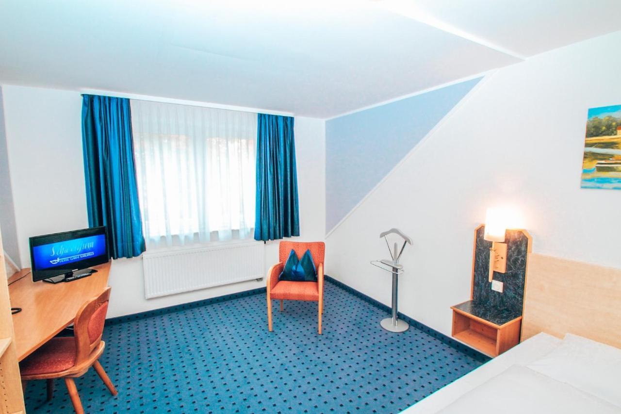 קארלספלד Hotel Schwertfirm מראה חיצוני תמונה