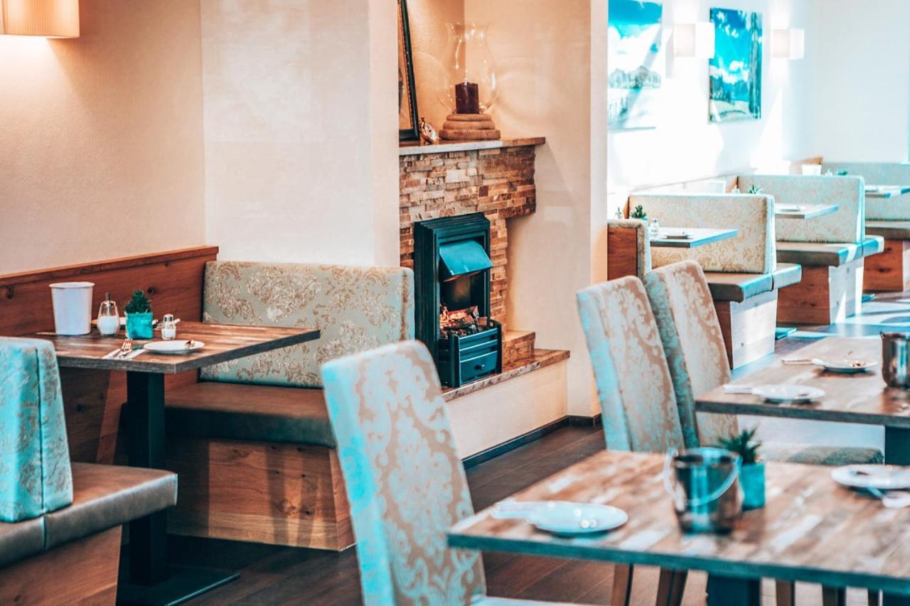 קארלספלד Hotel Schwertfirm מראה חיצוני תמונה
