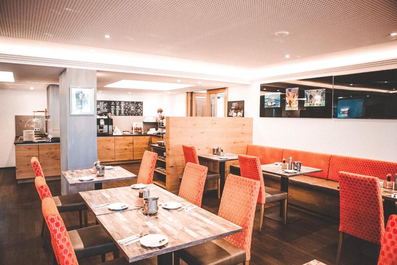 קארלספלד Hotel Schwertfirm מראה חיצוני תמונה